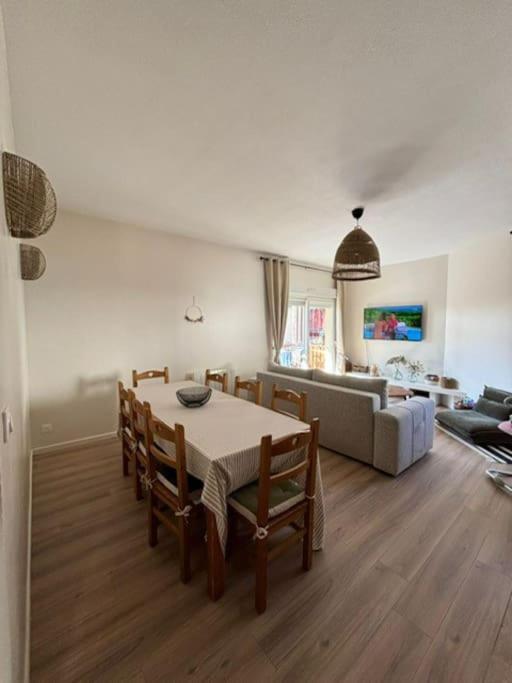 Appartement 3 Pieces, Spacieux En Plein Centre 莱德萨阿尔卑斯 外观 照片