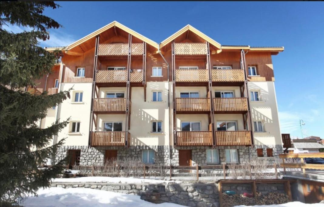 Appartement 3 Pieces, Spacieux En Plein Centre 莱德萨阿尔卑斯 外观 照片